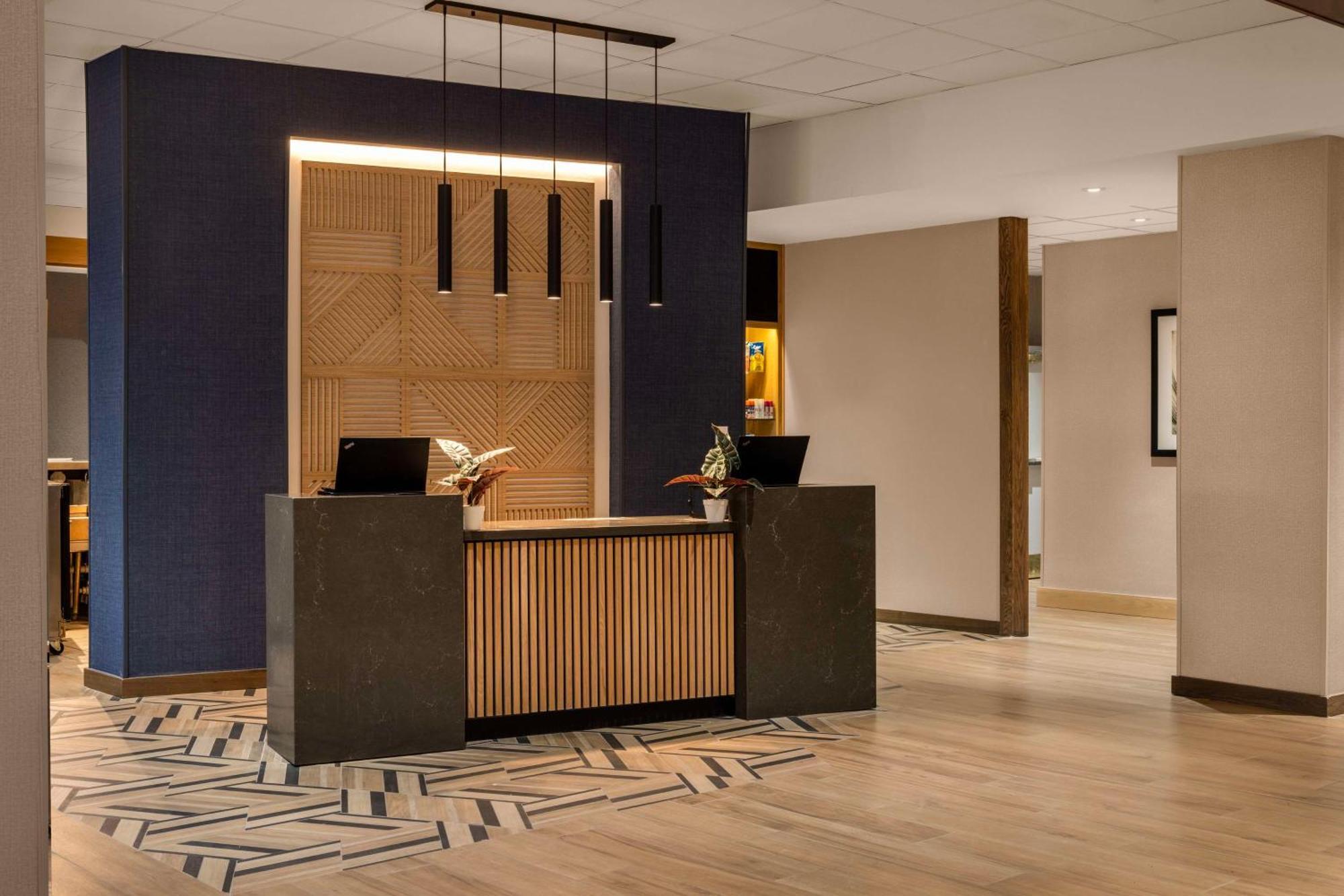 Hyatt Place Tempe Phoenix Airport Exterior foto